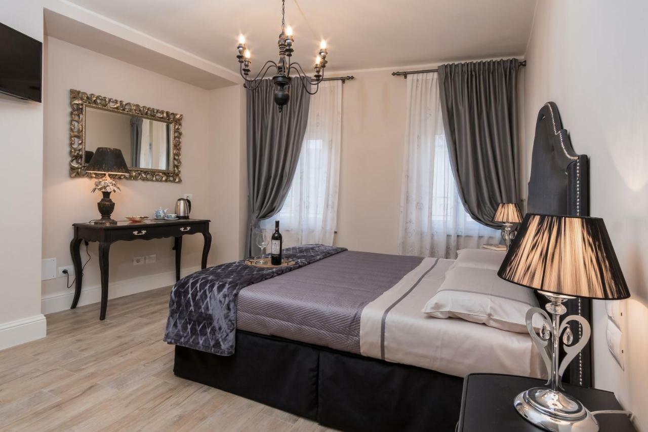 Pistoia Luxury Suite Exterior photo